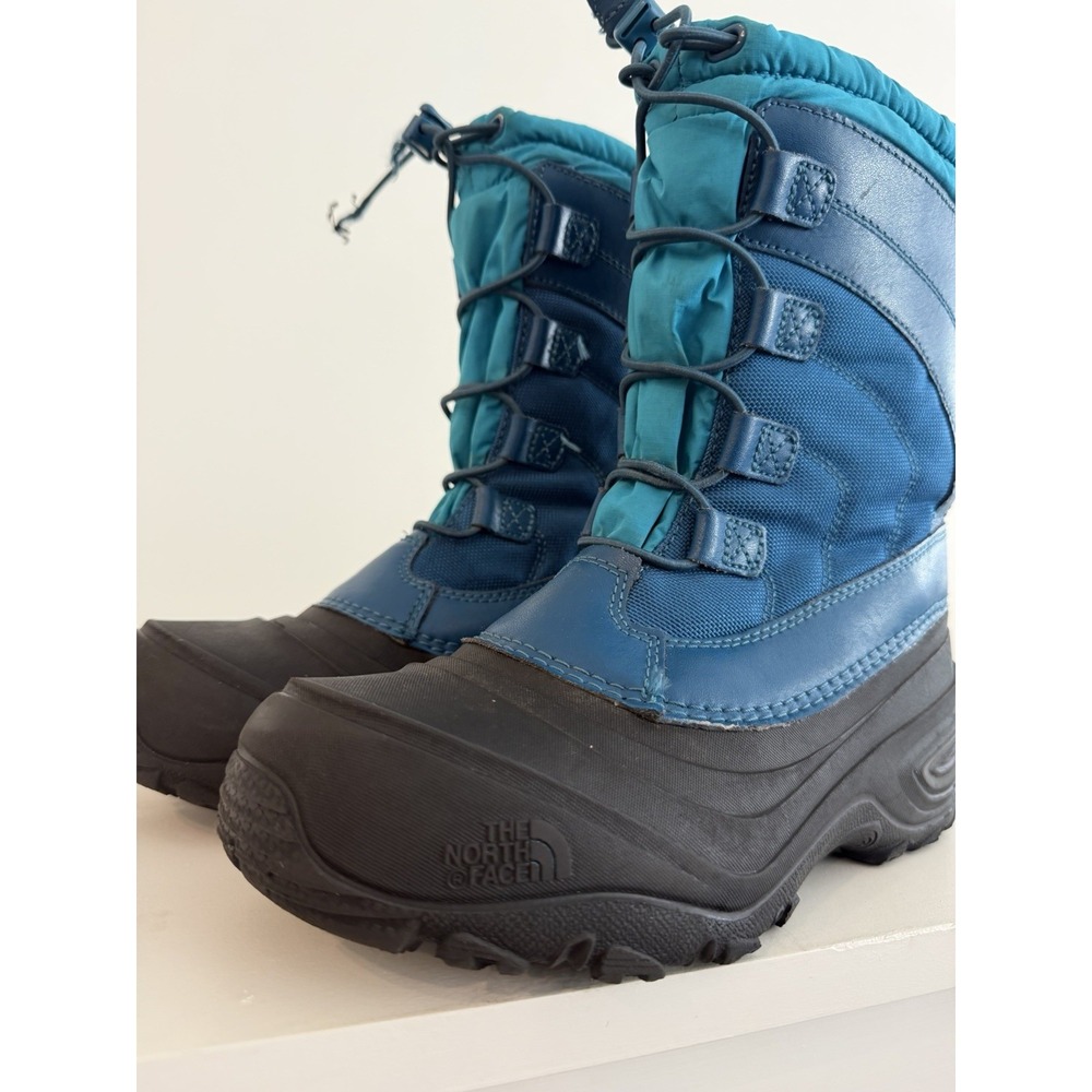 The North Face Women's Size 5 Blue Winter Snow Boots Insulated Waterproof